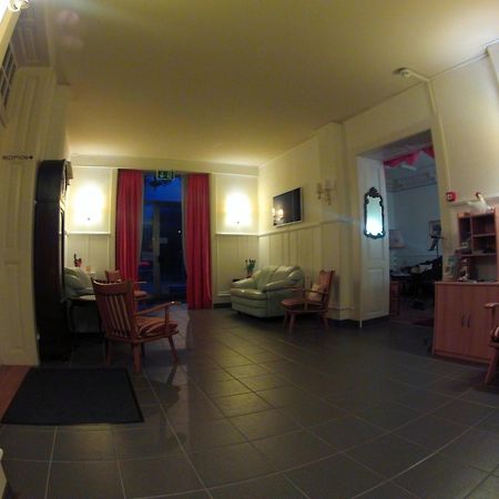 Basicrooms Hotel Unterseen Exterior foto